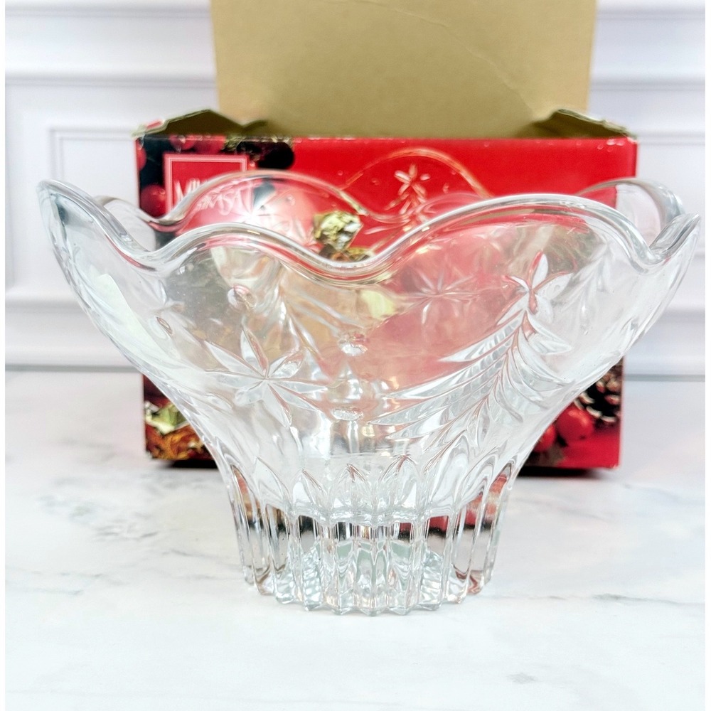 NIB NEW! Mikasa Christmas Night 6" Footed Crystal Bowl Engraved Trees